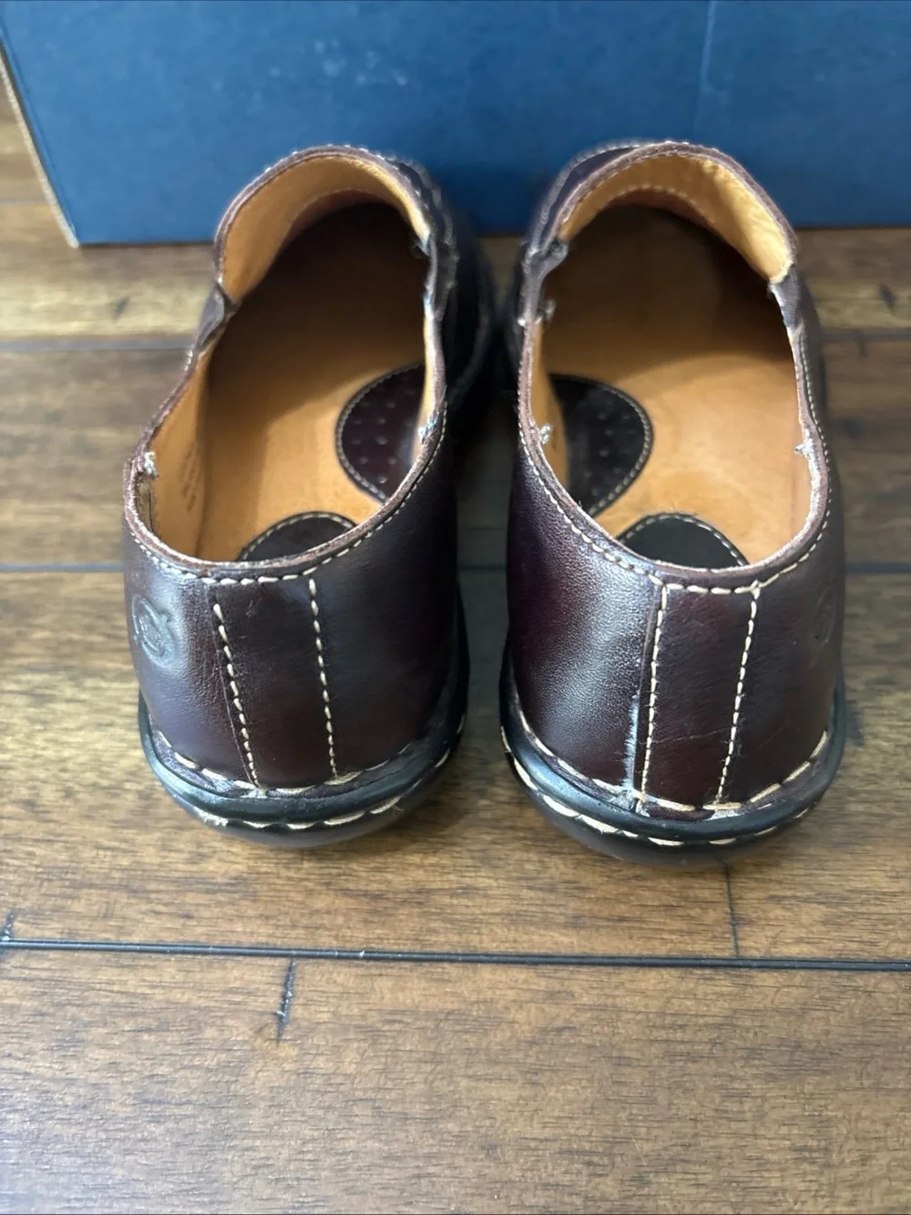 Born W3572 Women's Brown Leather Comfort Slip On Loafers Clogs Size US 6.5